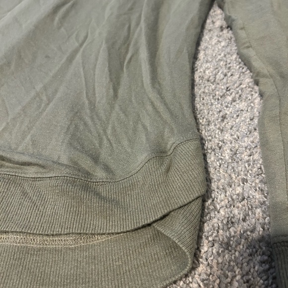 Athleta Mindset Long Sleeve Crewneck Pullover Small - Olive Green - Picture 8 of 11